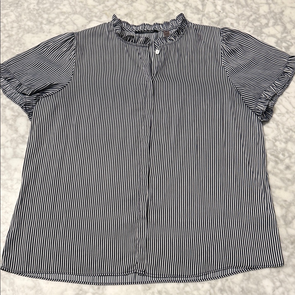 Tahari Striped Blouse | Black & White | Ruffle Neck | Short Sleeve | Size L